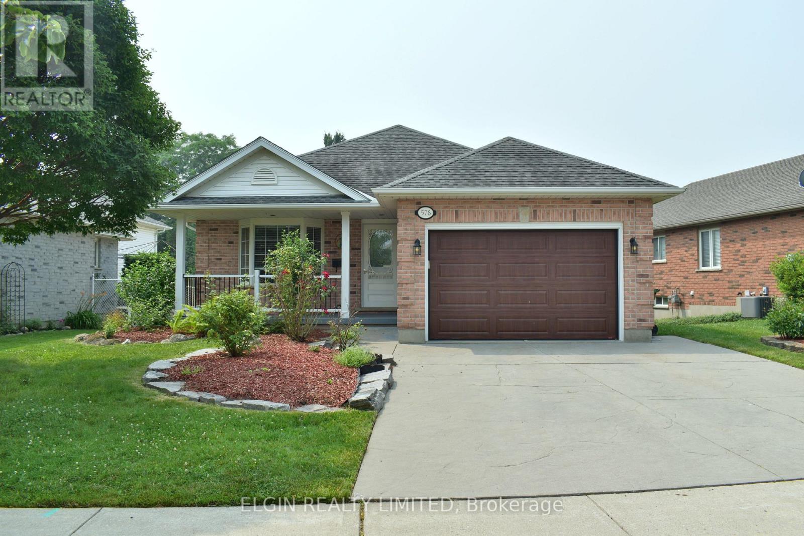 578 WELLINGTON STREET - 1