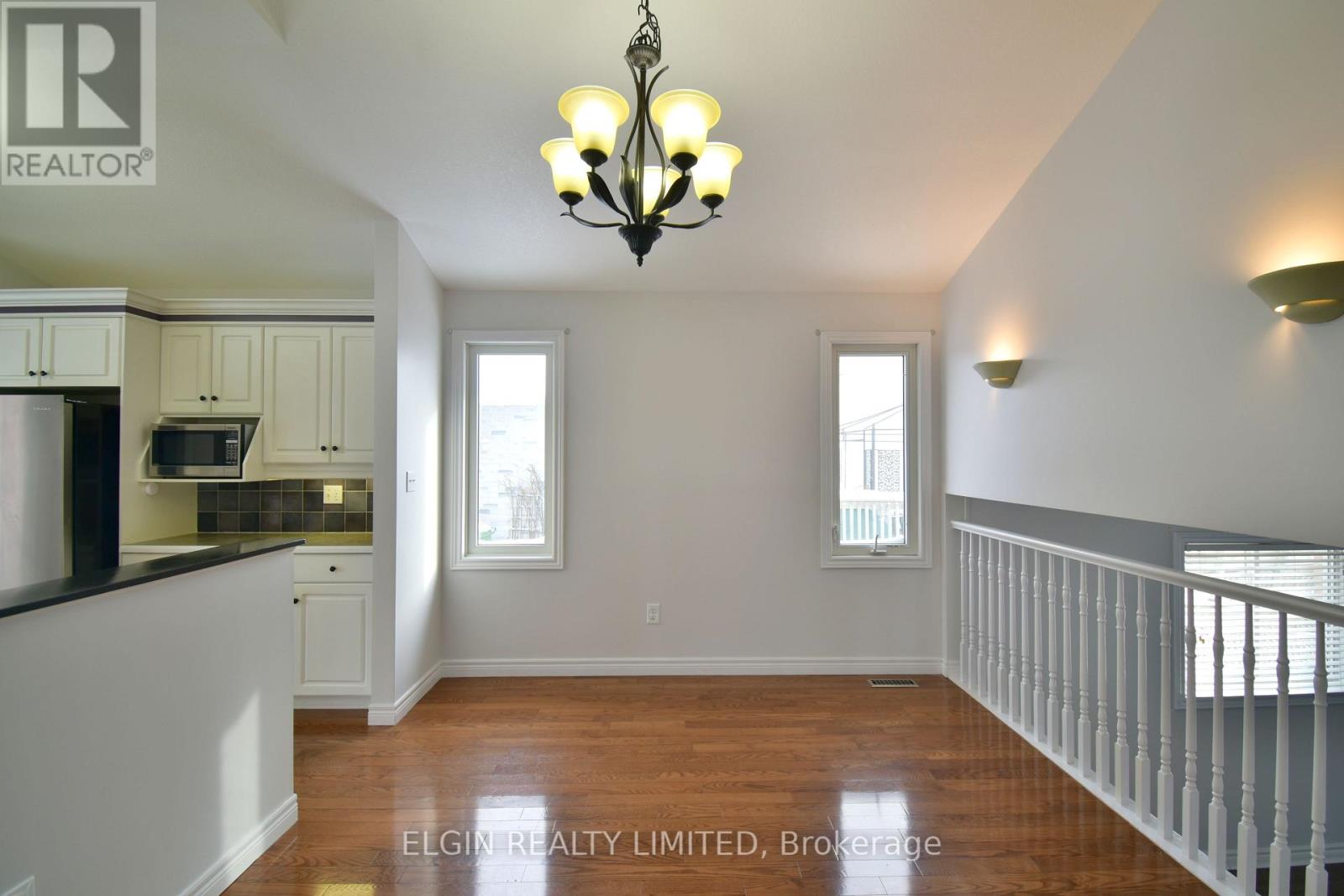 578 WELLINGTON STREET - 6