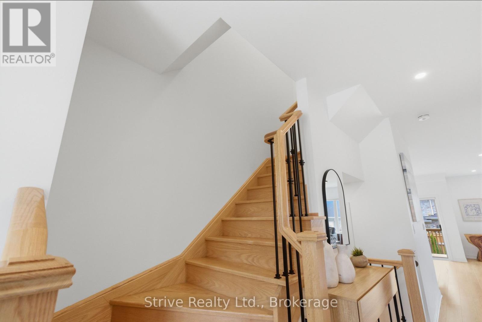 31 SOUTHAMPTON STREET - 33