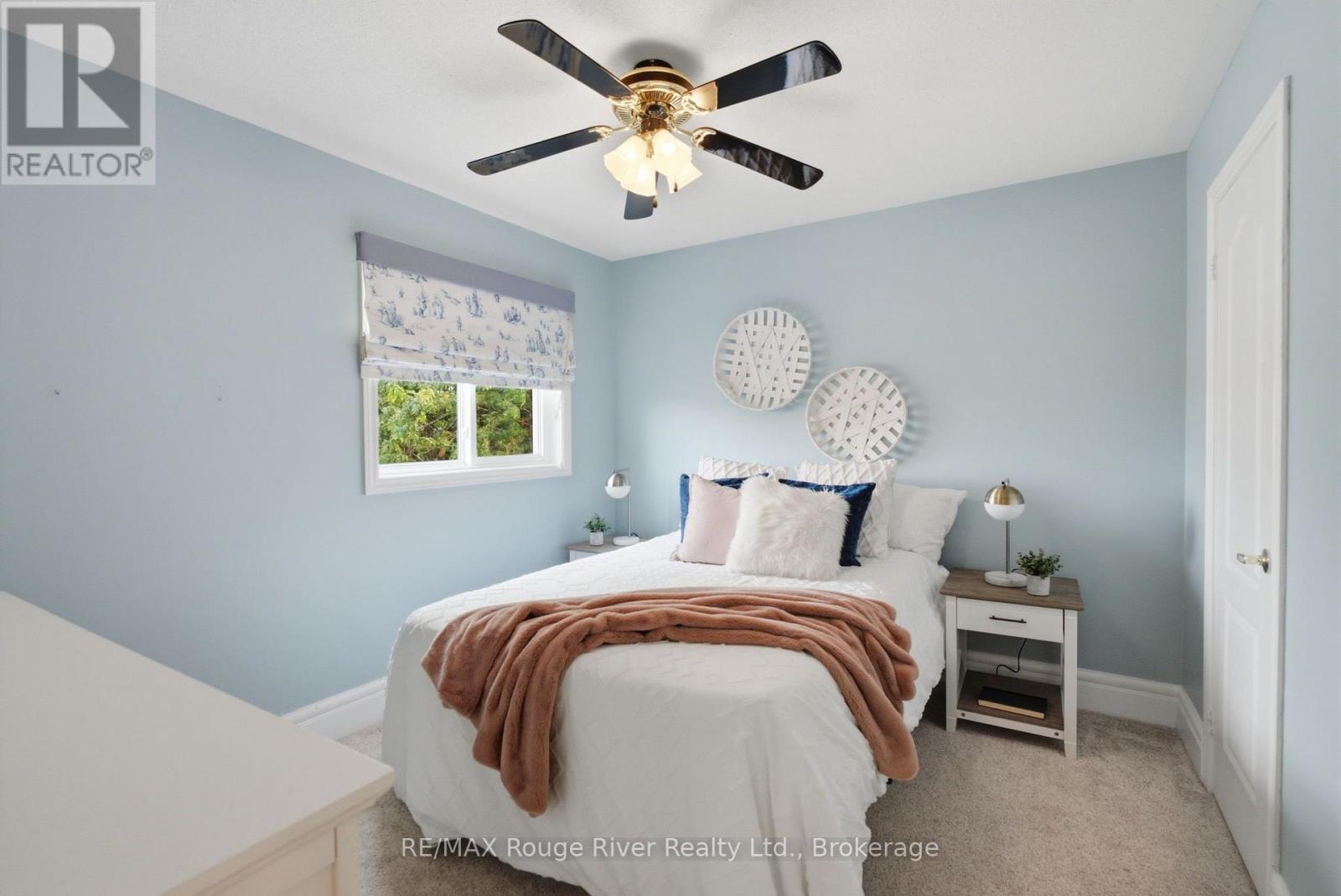 17 FLOREE STREET - Image 32