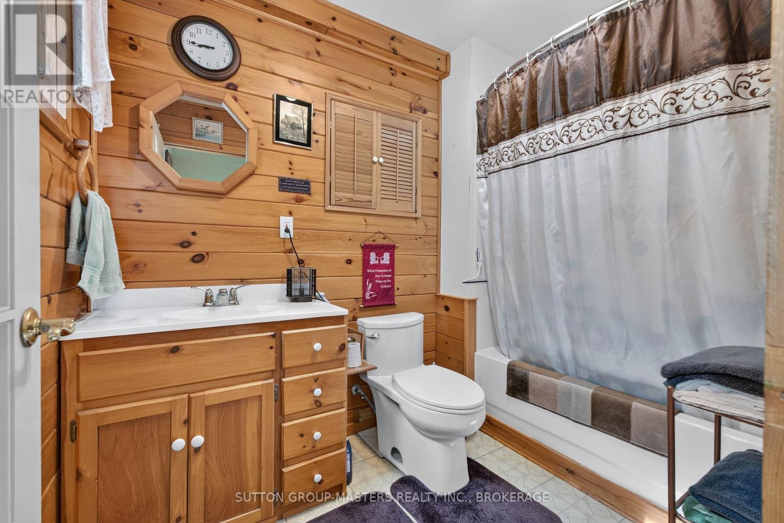 111 WANNAMAKER LANE - 17