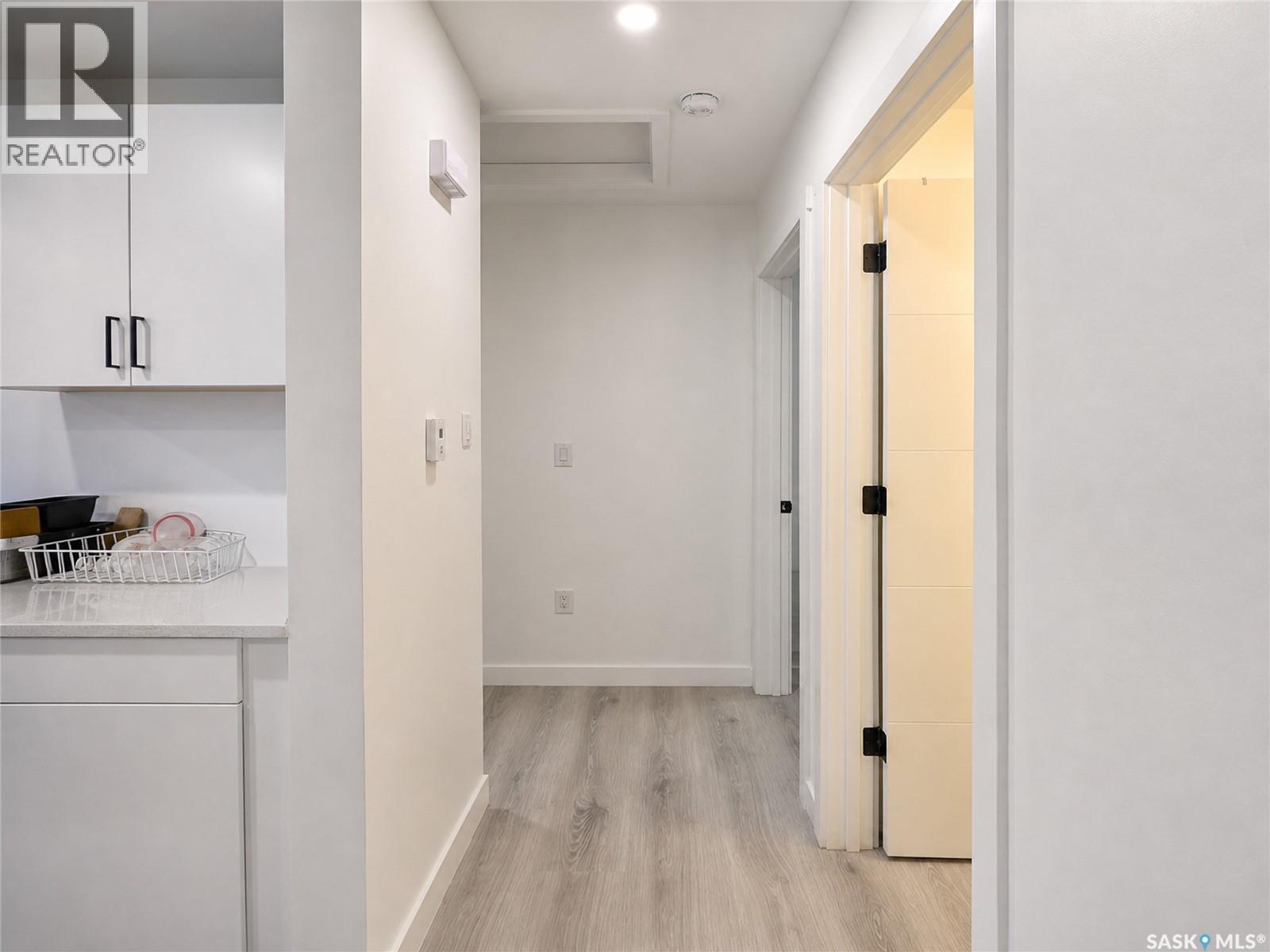 1739 Fleet STREET - 36