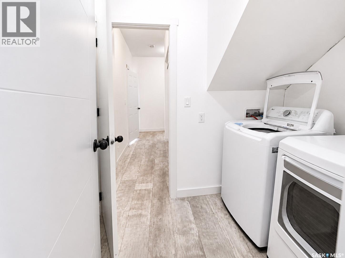 1739 Fleet STREET - 44