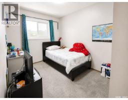 Bedroom - 1739 Fleet Street, Regina, SK S4N6B4 Photo 13