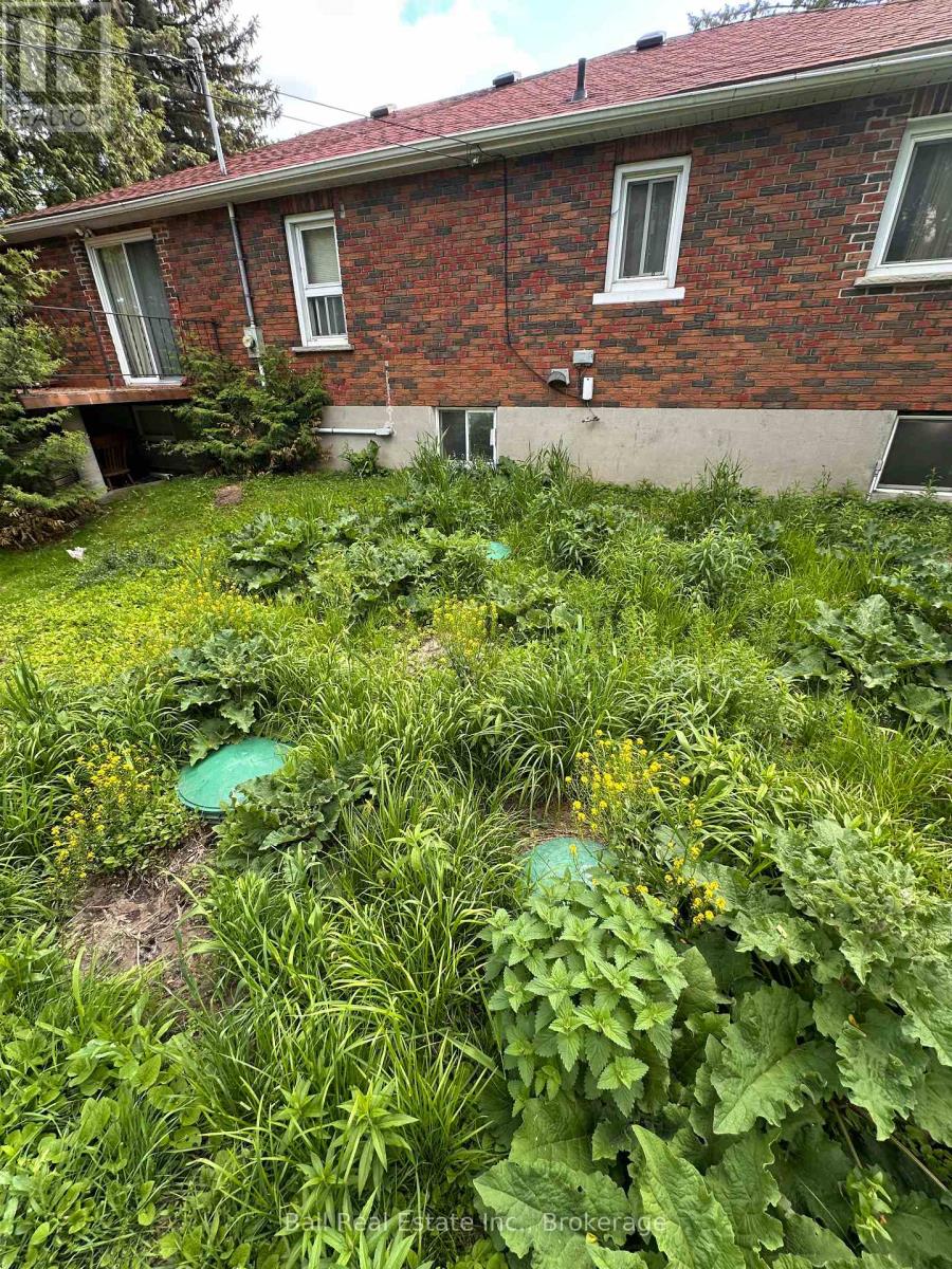 10 ARTHUR AVENUE - 6