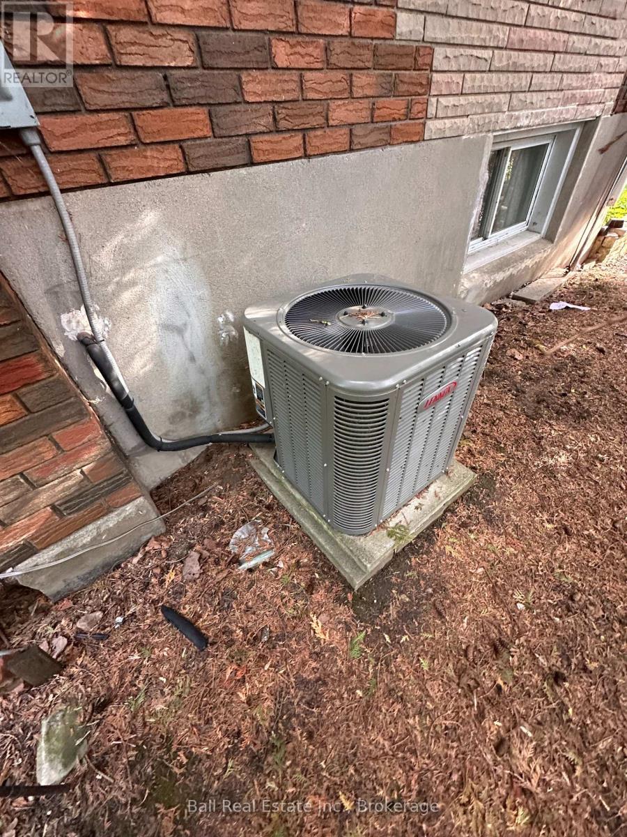 10 ARTHUR AVENUE - 7