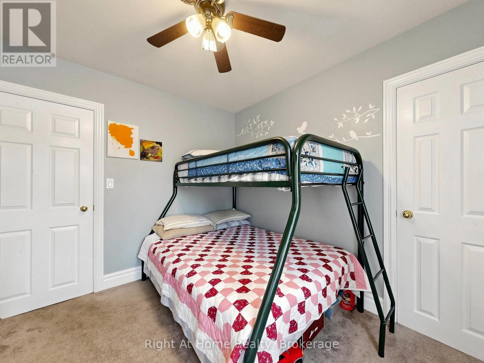 536 BARBARA STREET - 15
