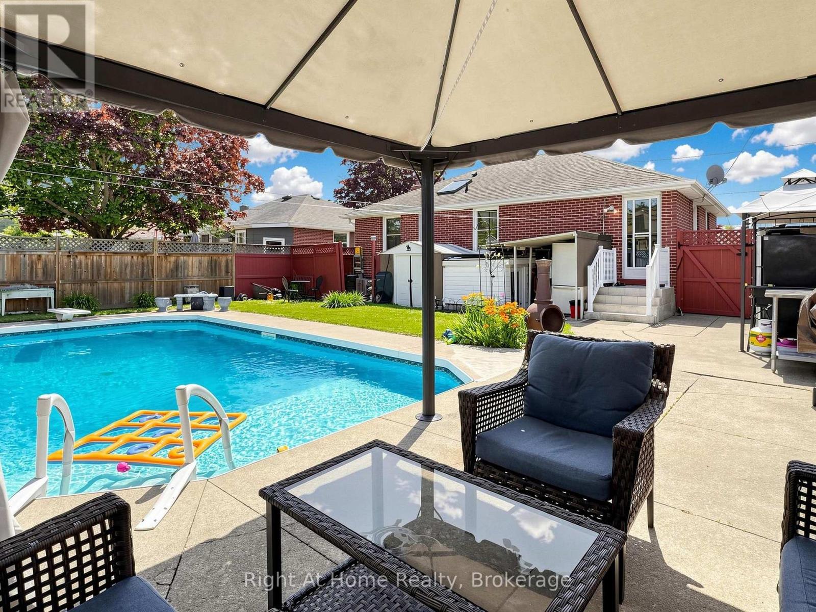 536 BARBARA STREET - 48