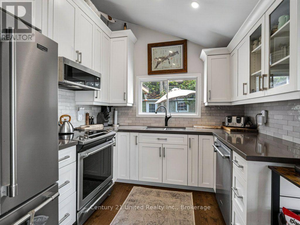 24 BEDWELL DRIVE - 12