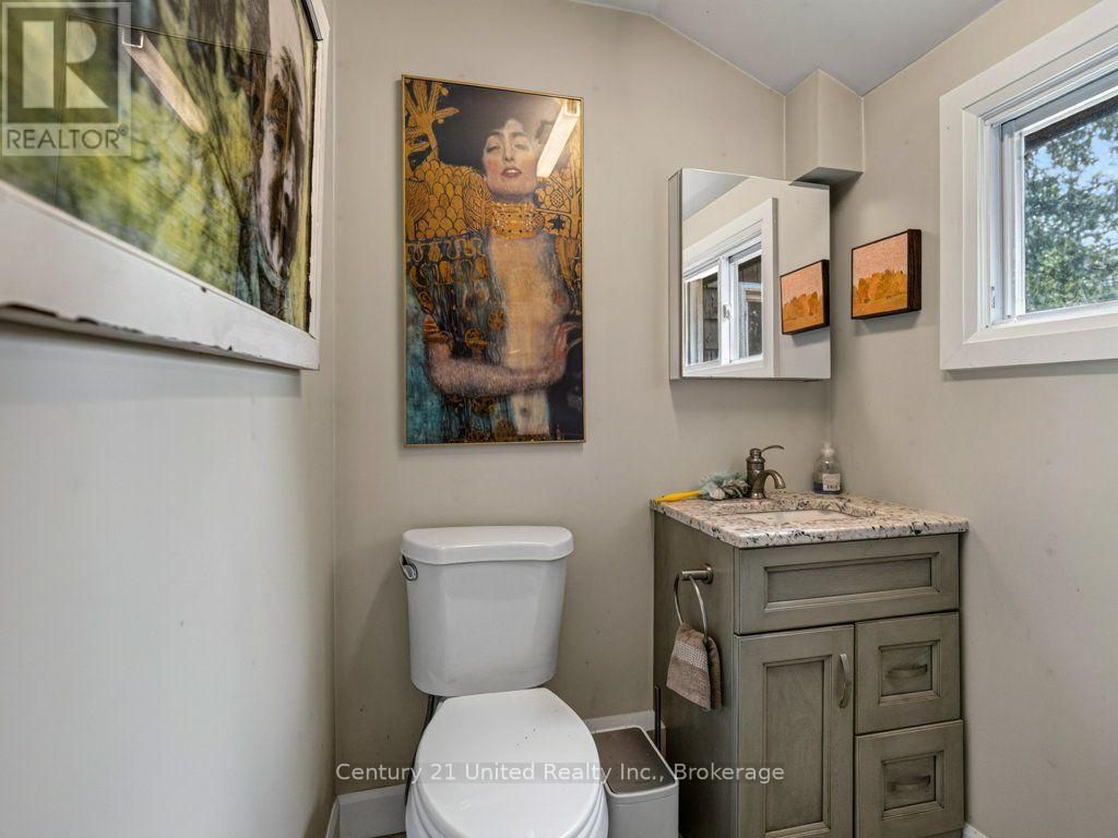 24 BEDWELL DRIVE - 31