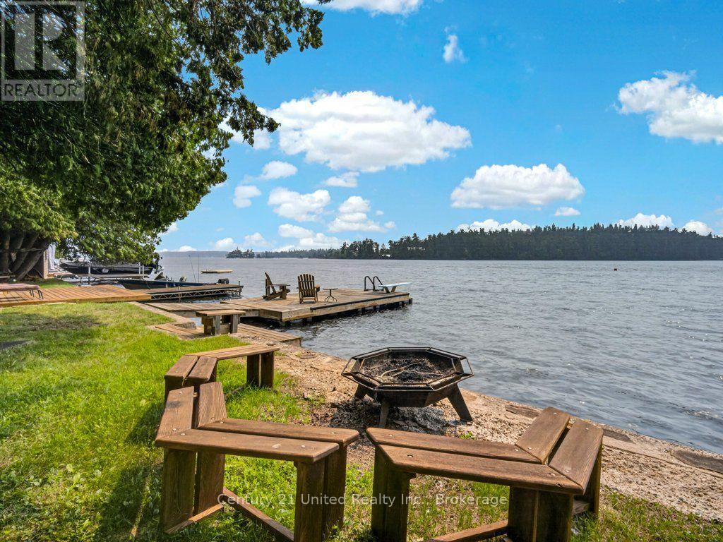 24 BEDWELL DRIVE - 40