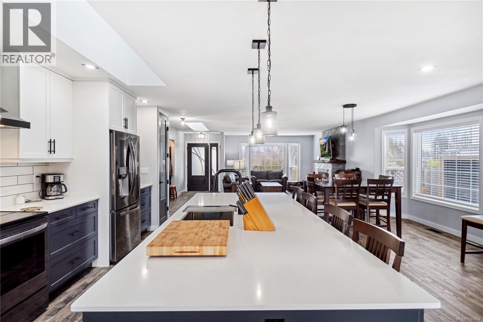 874 Aberdeen Dr - 6