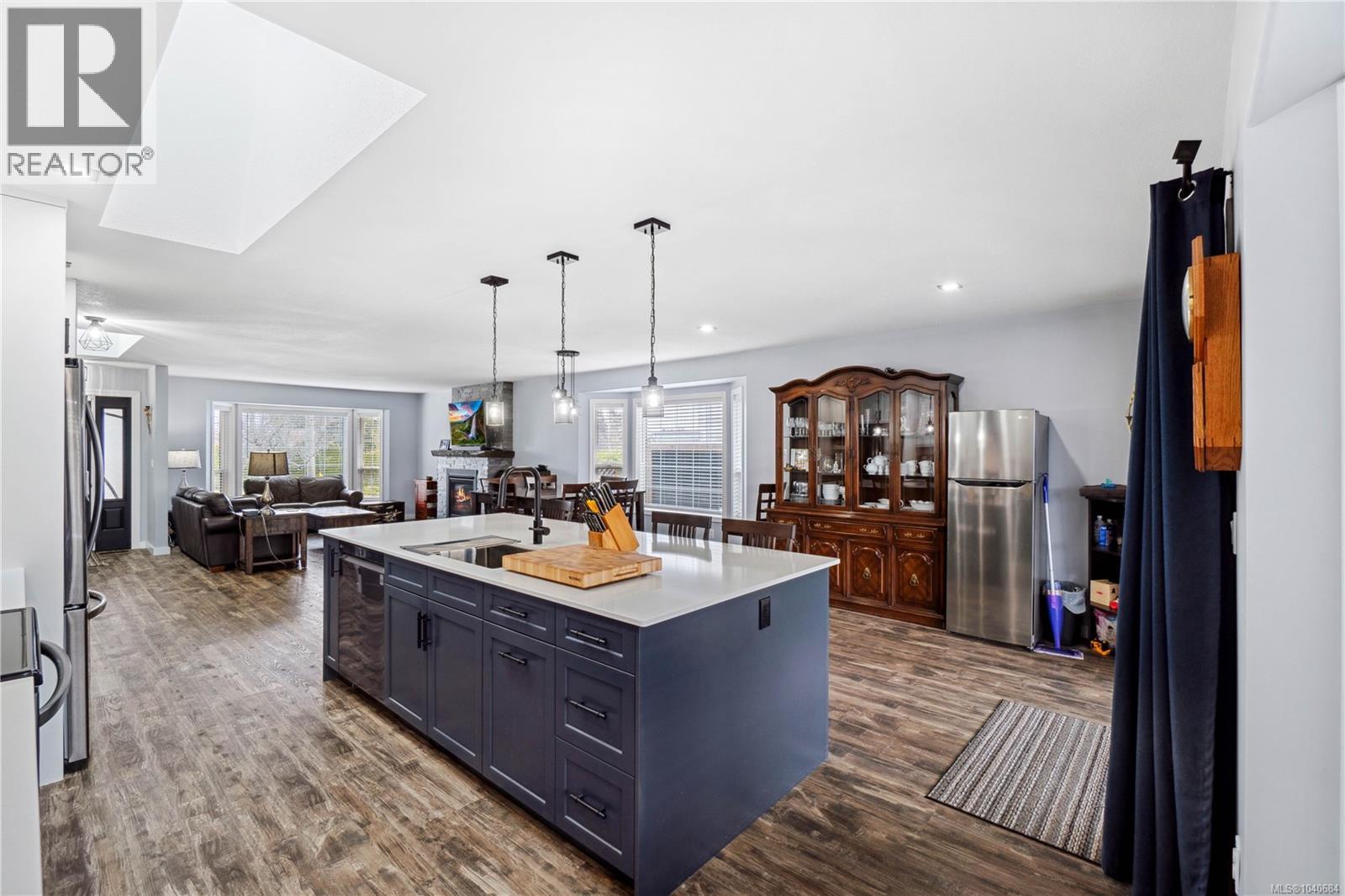 874 Aberdeen Dr - 8