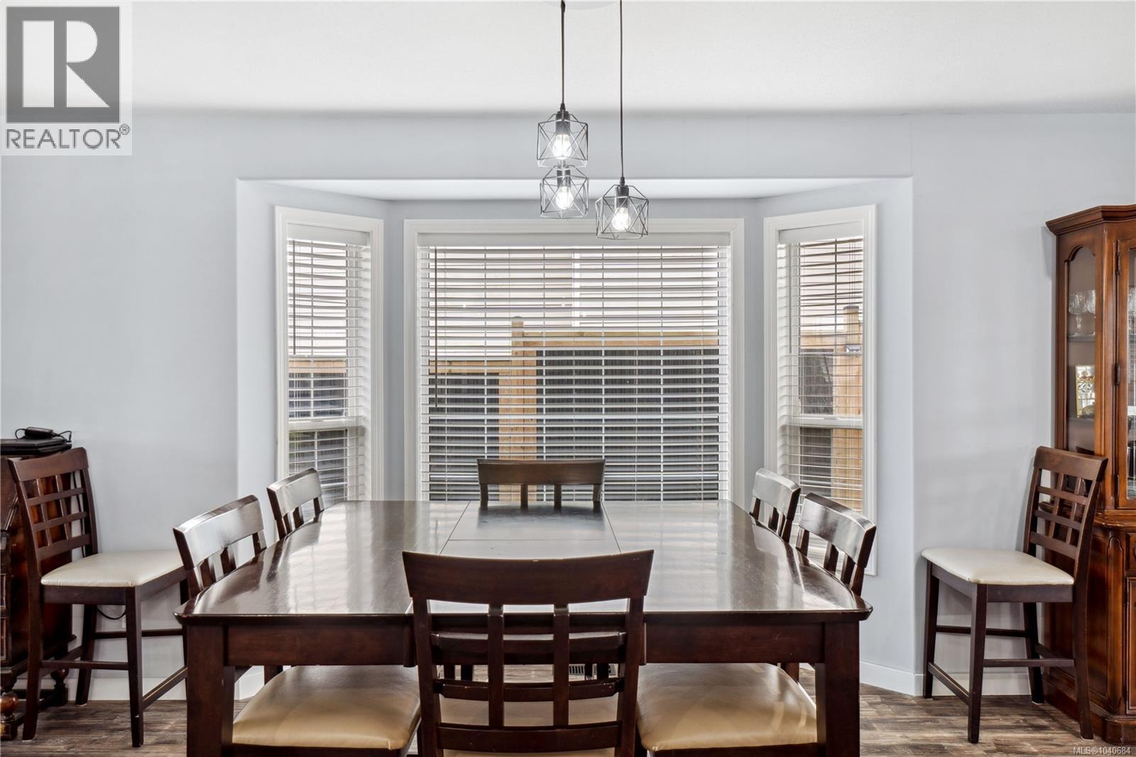 874 Aberdeen Dr - 24