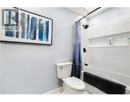 874 Aberdeen Dr, Parksville, BC V9P2L9 Photo 11
