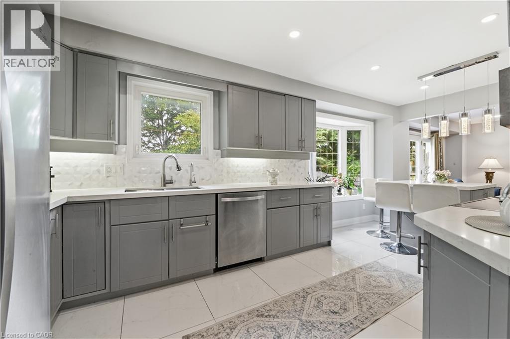 512 HAWTHORNE Crescent - 7
