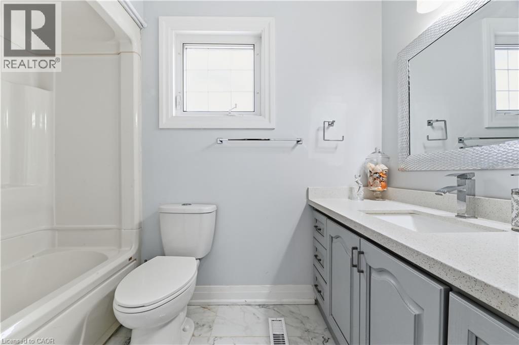 512 HAWTHORNE Crescent - 21