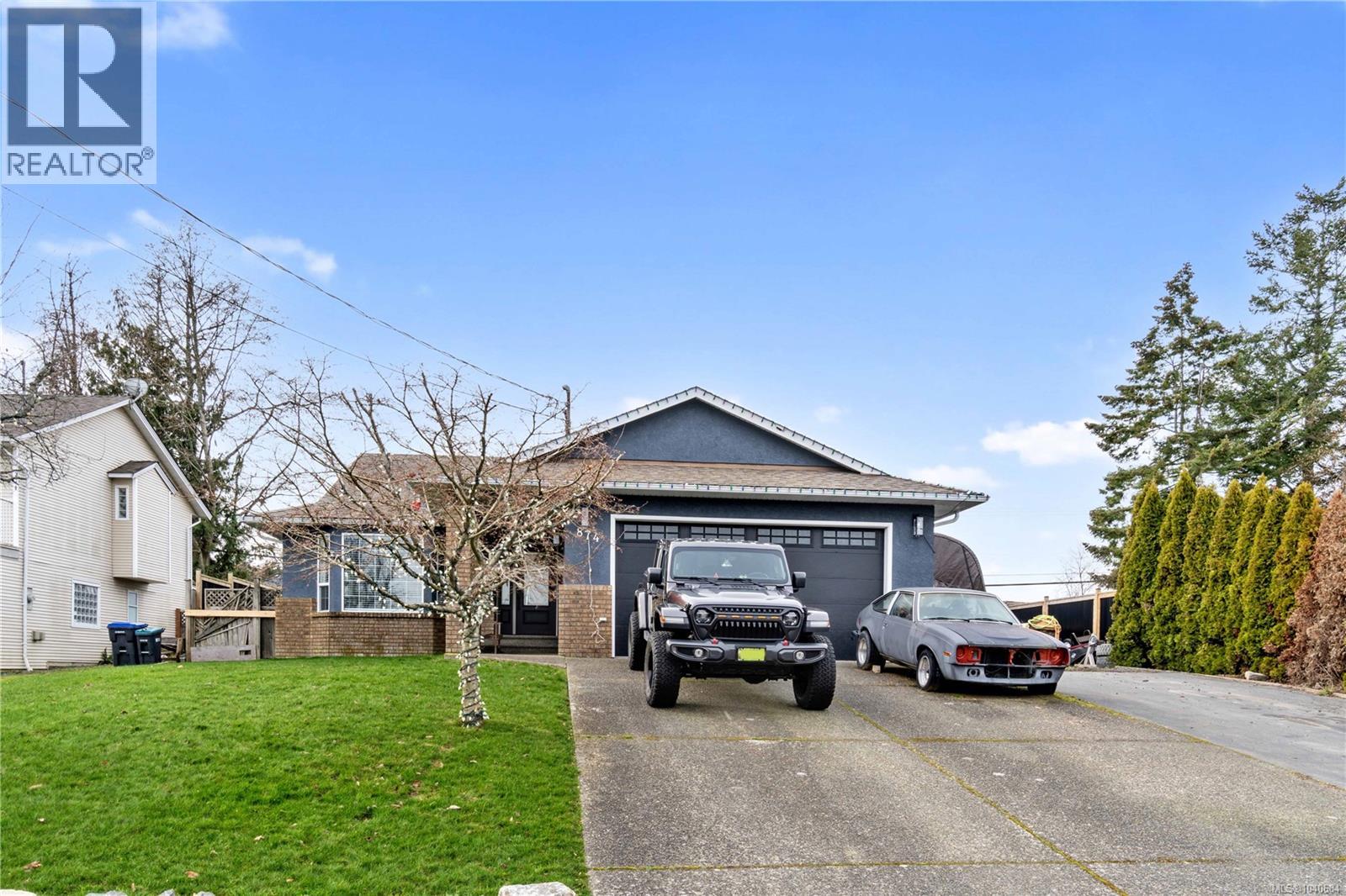 874 Aberdeen Dr - 35