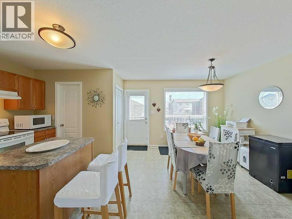 4519 45 Avenue Close Avenue Close - 10