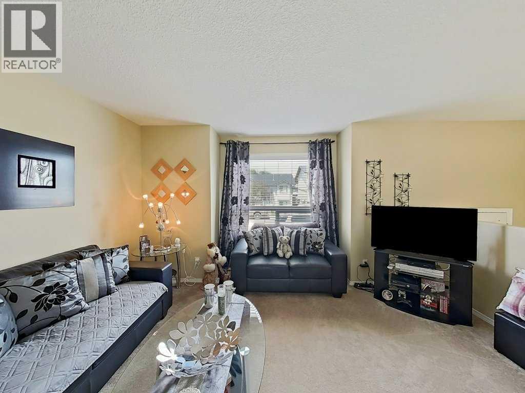 4519 45 Avenue Close Avenue Close - 7