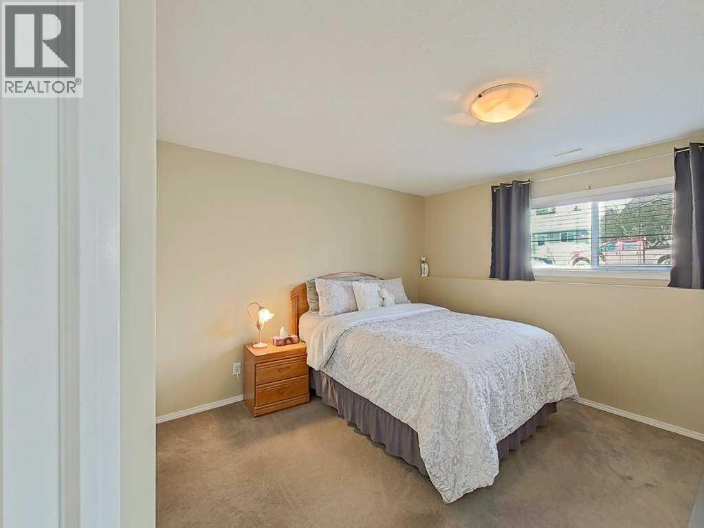 4519 45 Avenue Close Avenue Close - 19