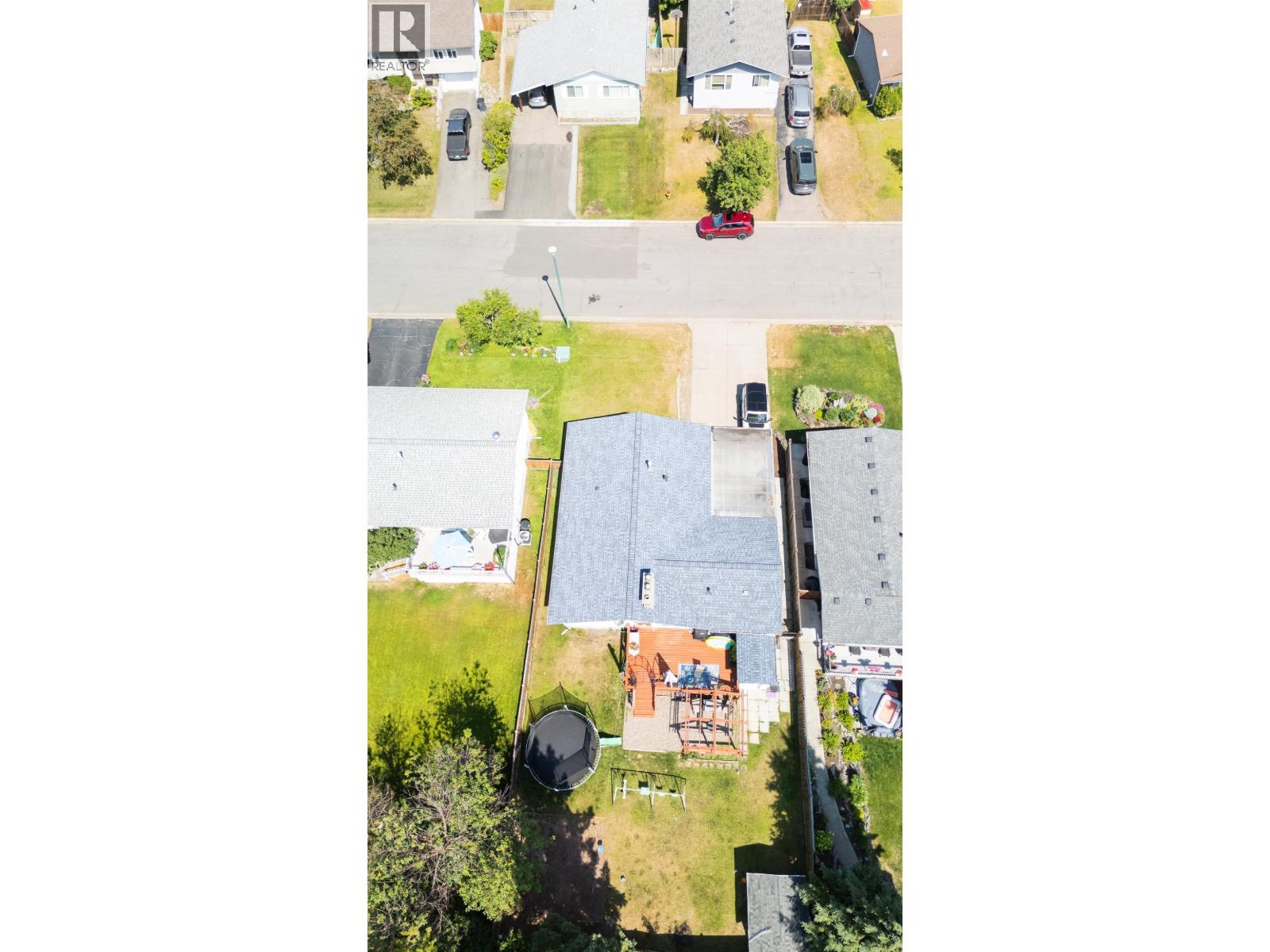 Primary bedroom of 4343 ALLEN AVENUE · Prince George, BC