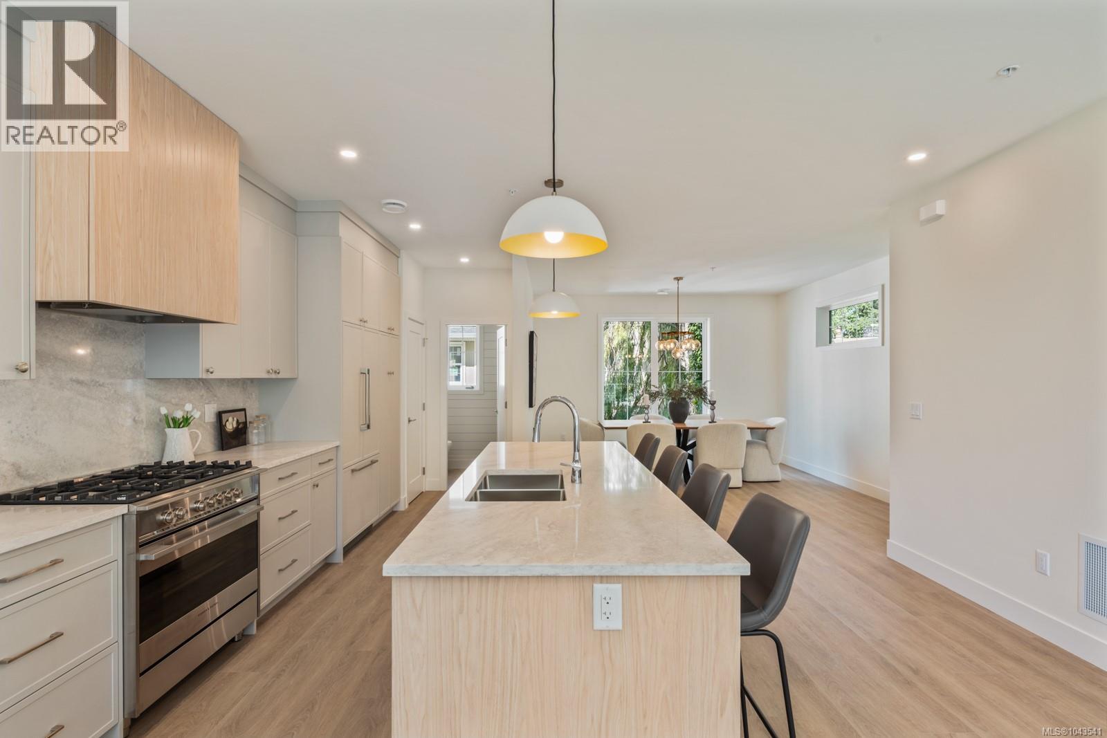 #209 2770 Vantilburg Cres - 6