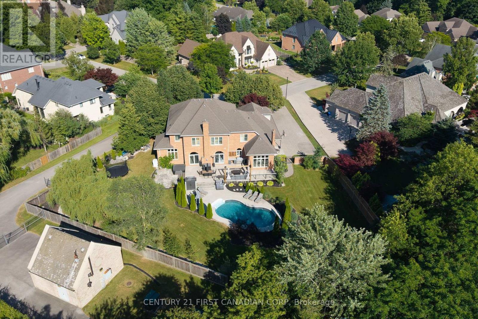 106 FITZWILLIAM BOULEVARD - Image 45