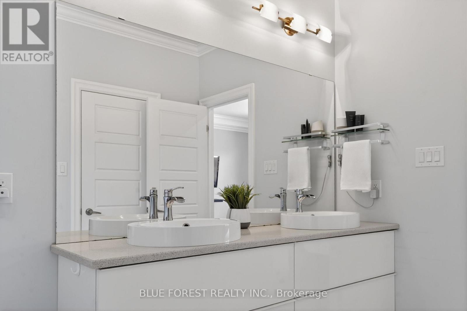 14 THAMES SPRINGS CRESCENT - 21