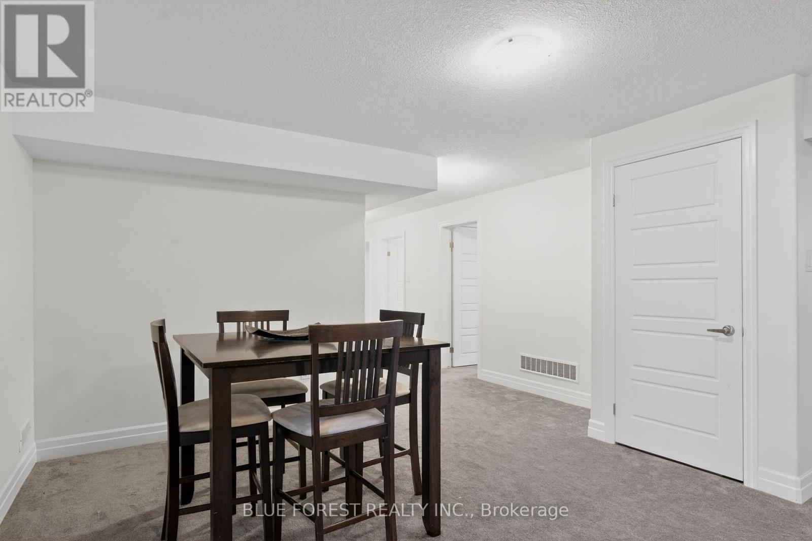 14 THAMES SPRINGS CRESCENT - 38