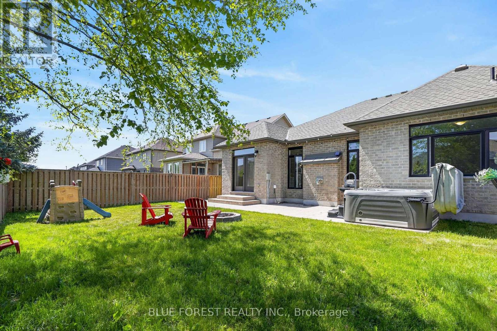 14 THAMES SPRINGS CRESCENT - 47