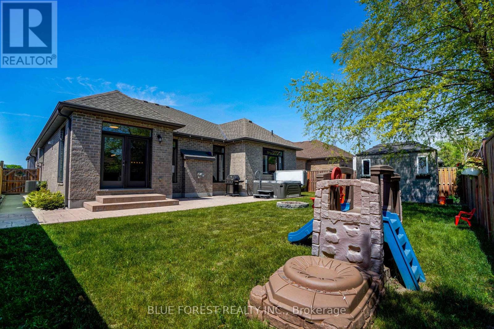 14 THAMES SPRINGS CRESCENT - 48