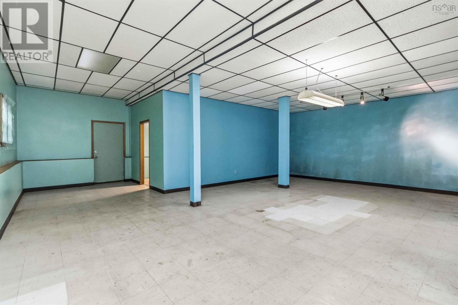 200 Caledonia Road - 38