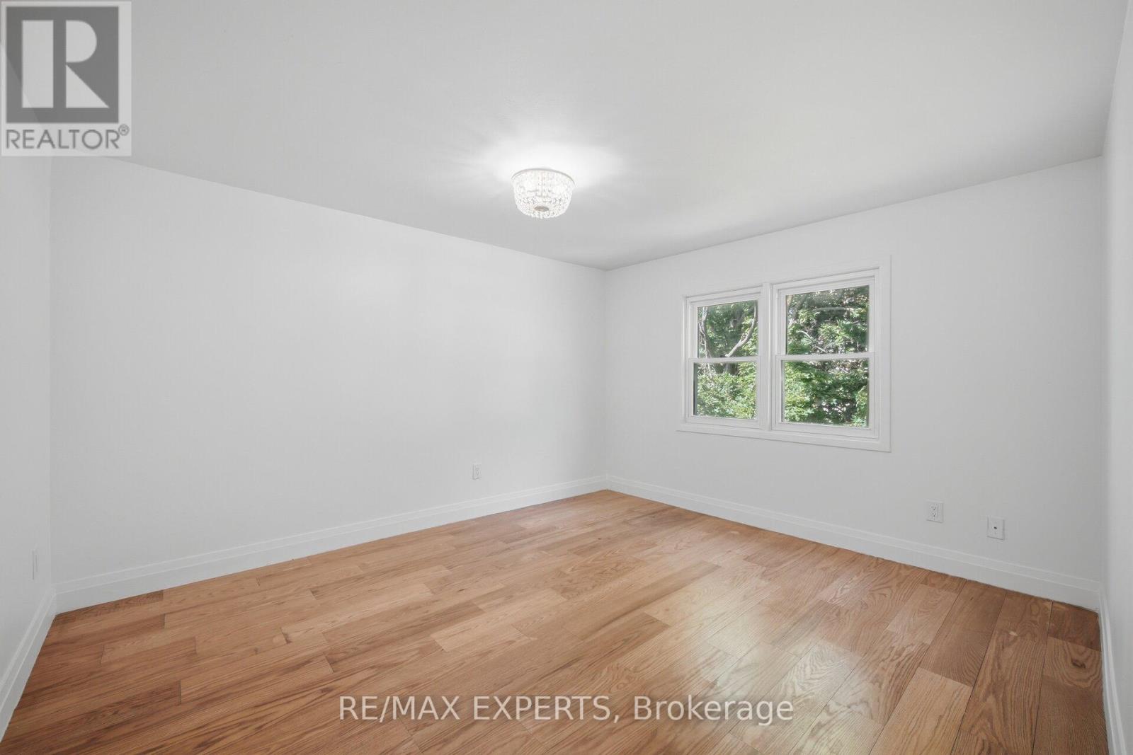 103 GUTHRIE CRESCENT - 18