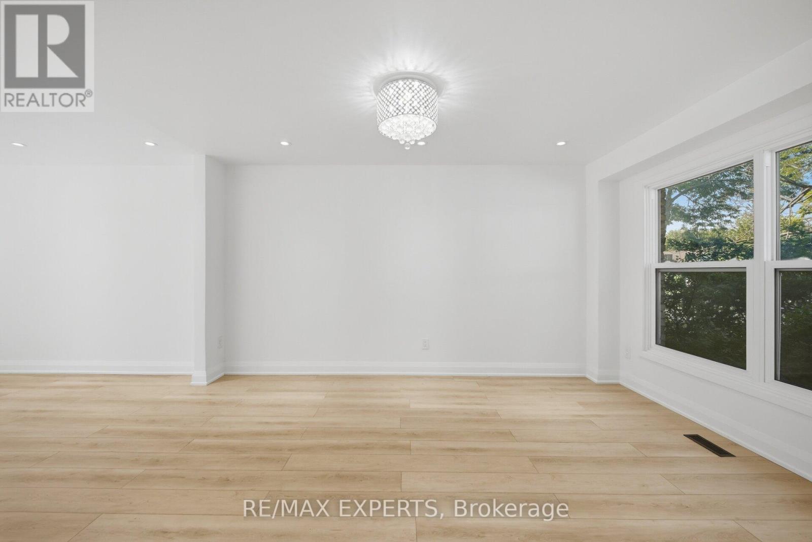 103 GUTHRIE CRESCENT - 8