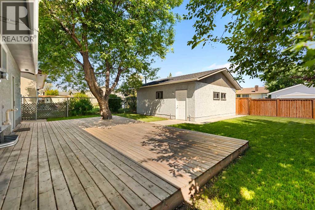 136 Maitland Drive NE - Image 30