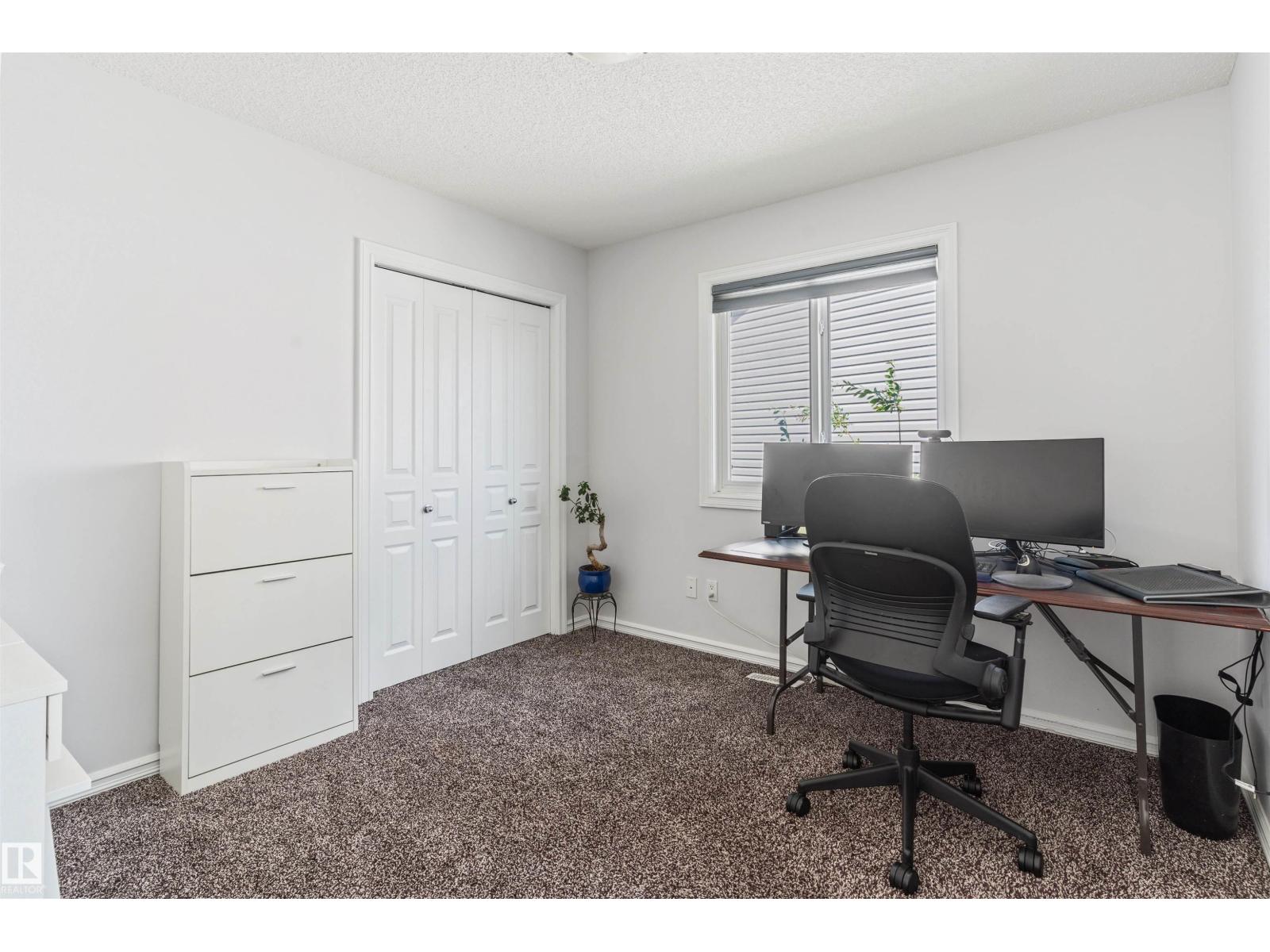 1075 MCKINNEY GR NW - 33