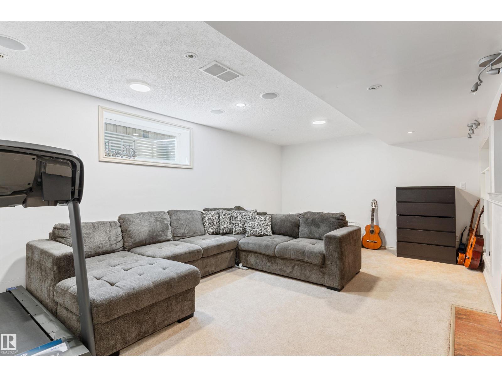 1075 MCKINNEY GR NW - 38