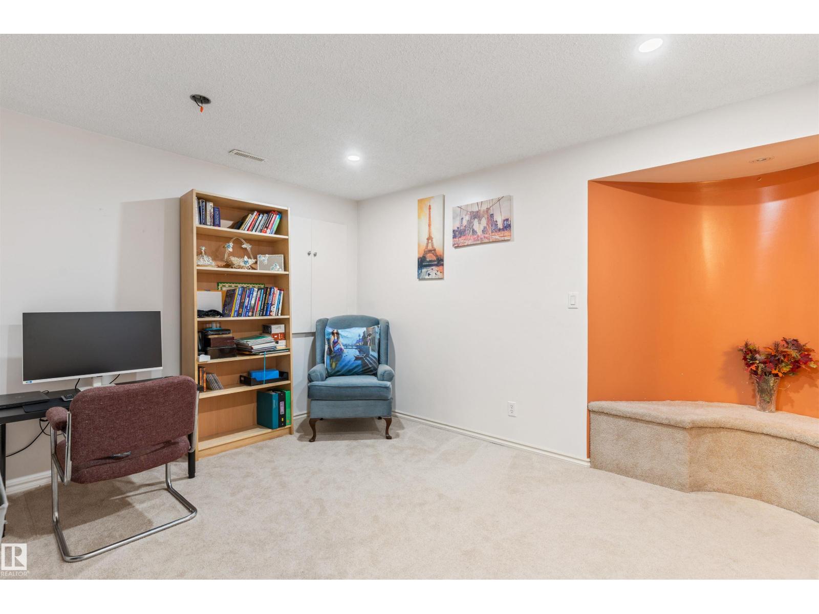1075 MCKINNEY GR NW - 43