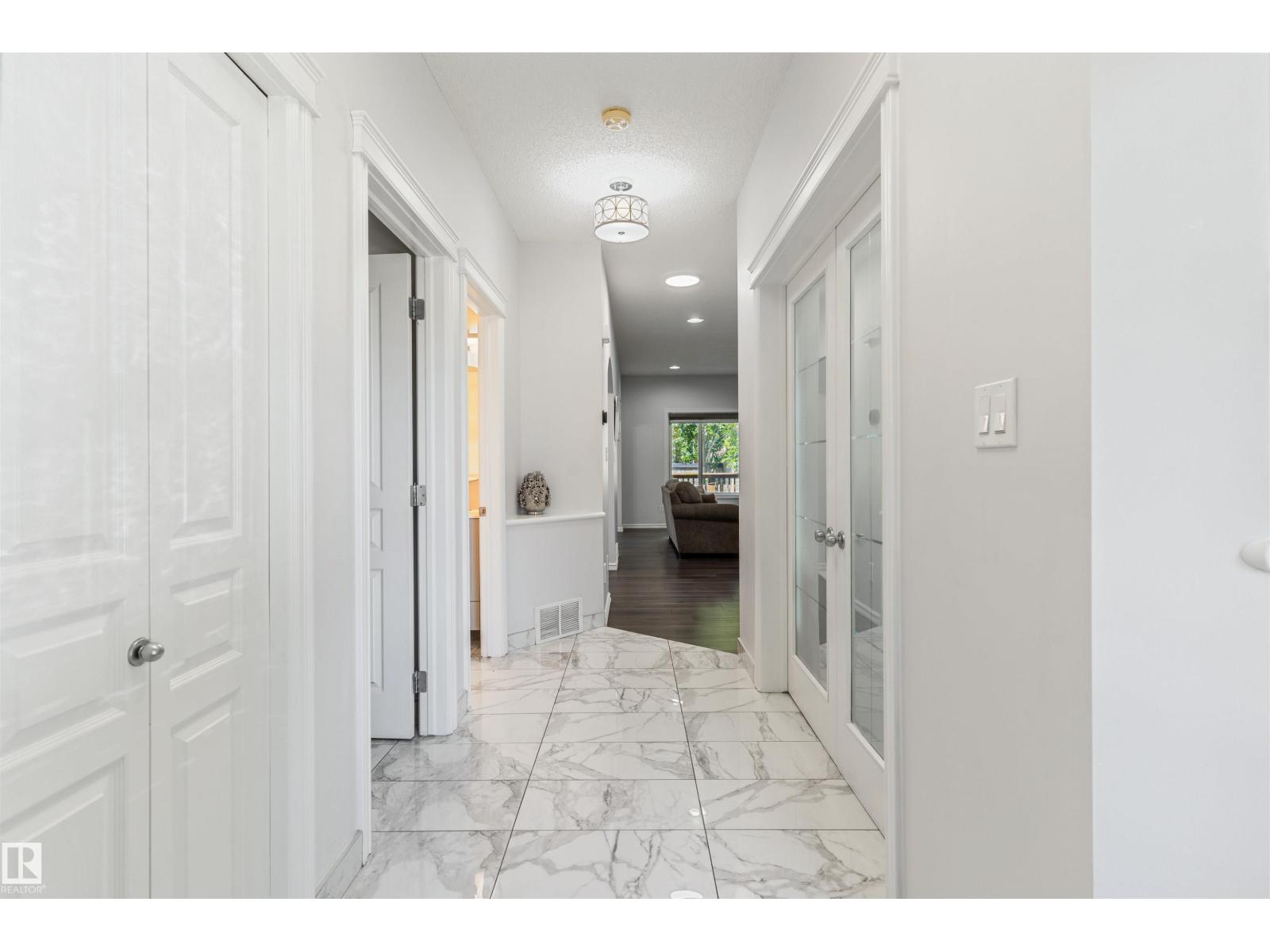 1075 MCKINNEY GR NW - 5