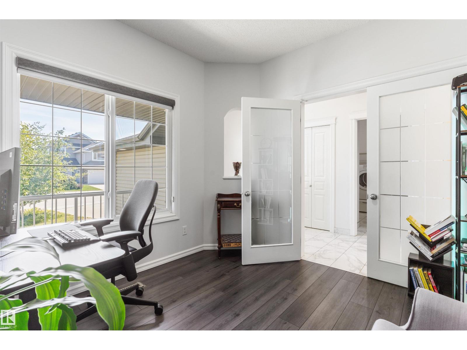 1075 MCKINNEY GR NW - 7