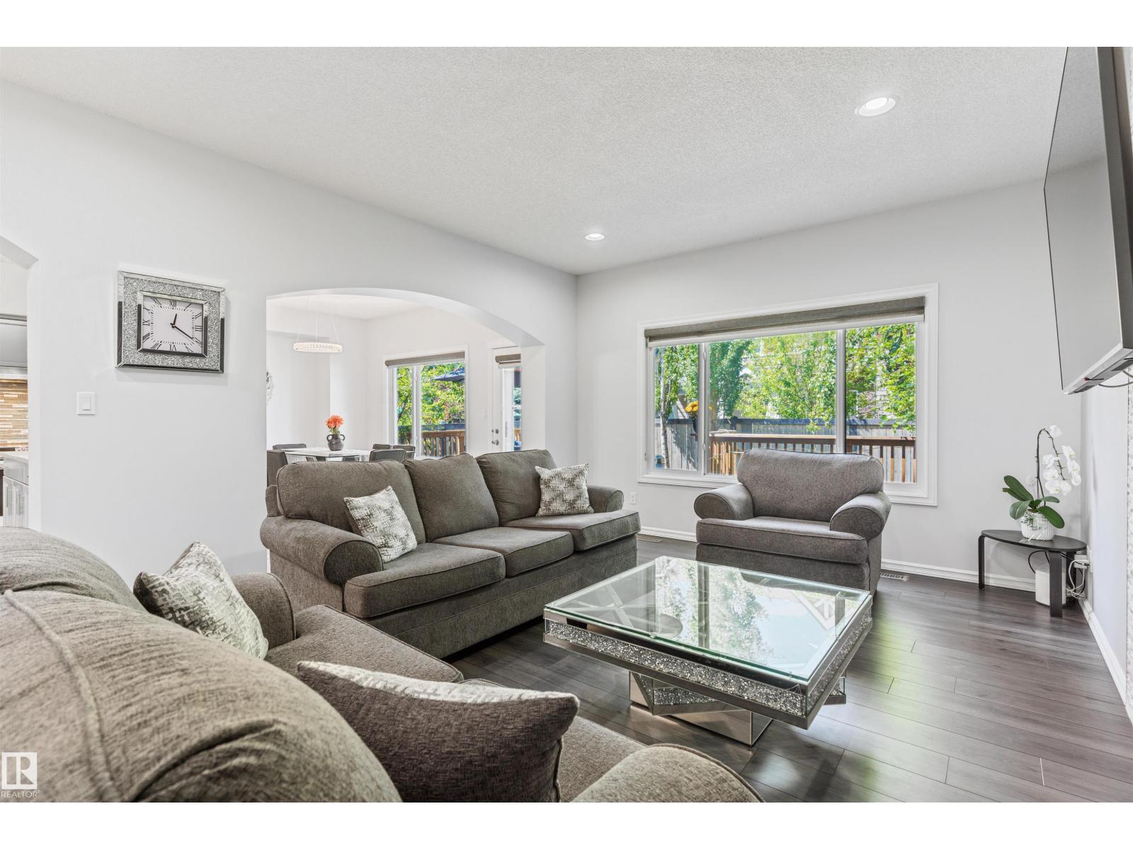1075 MCKINNEY GR NW - 9