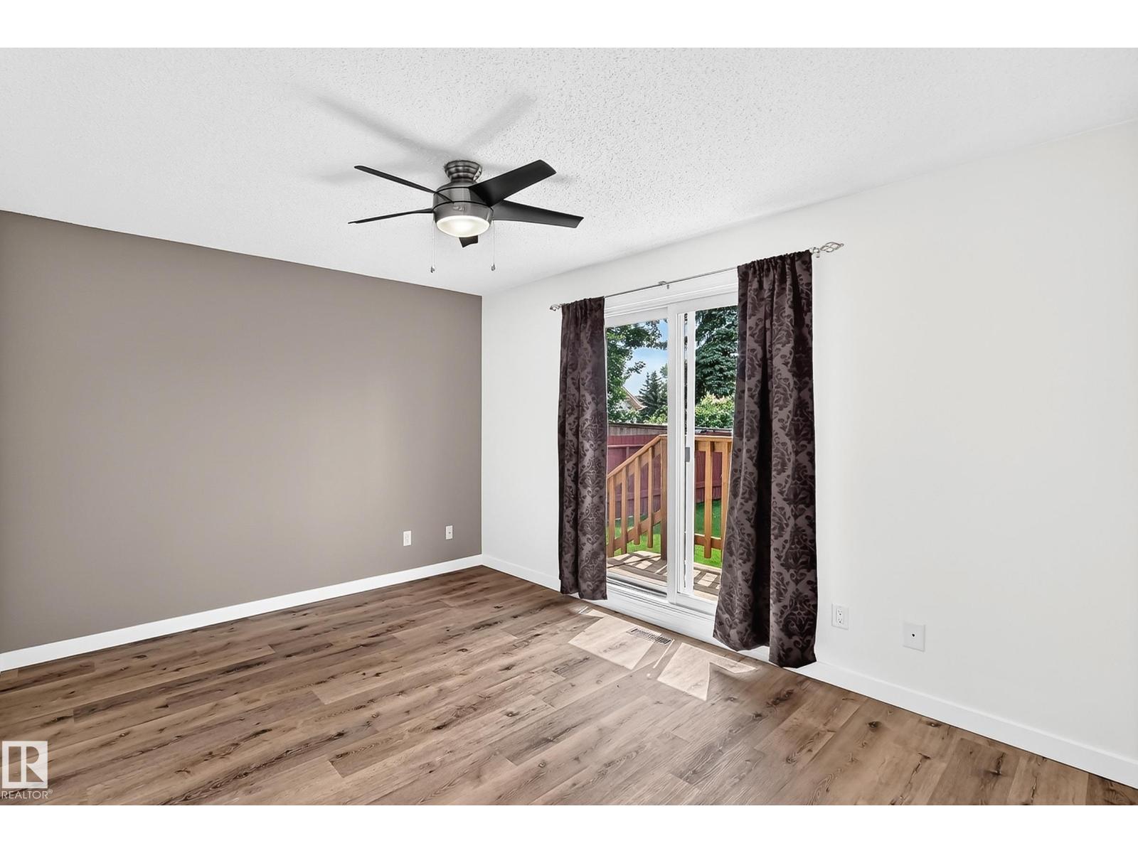 4211 135 AV NW - 17