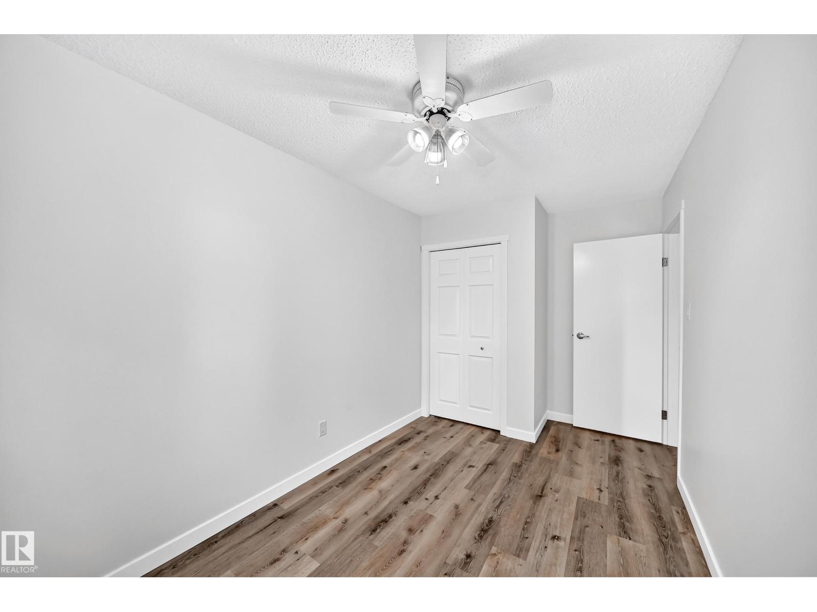 4211 135 AV NW - 19