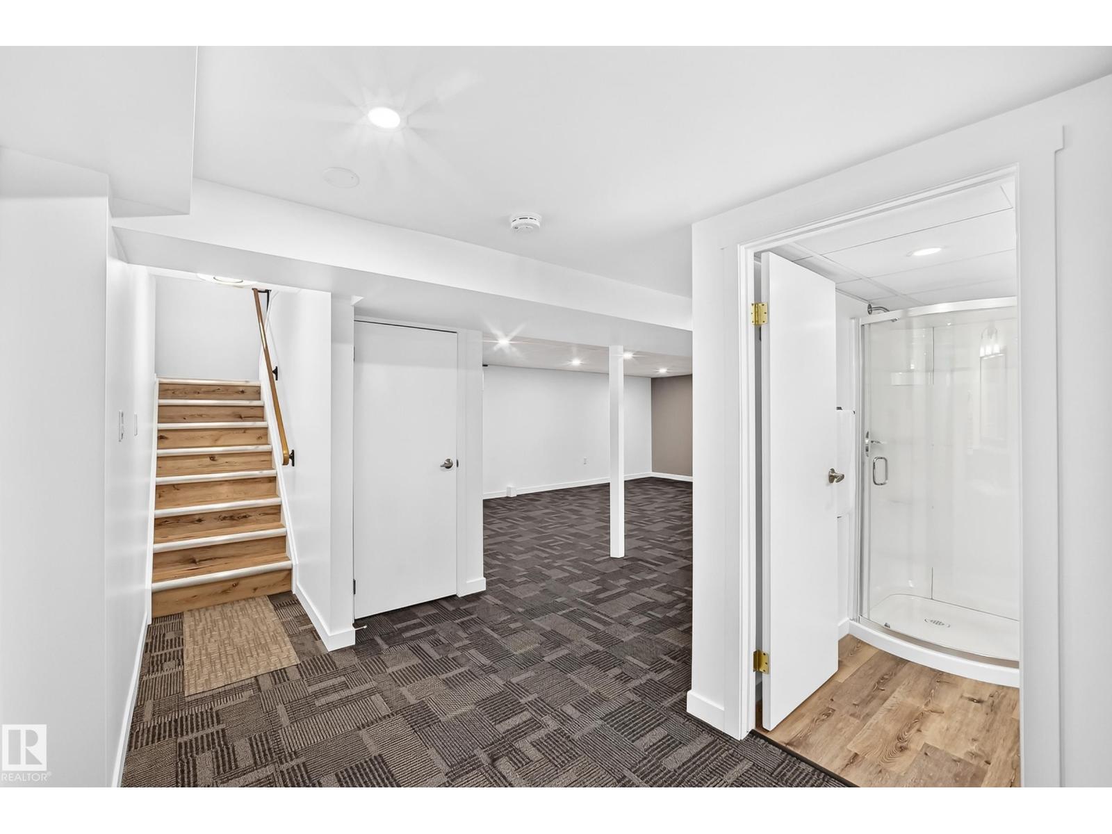 4211 135 AV NW - 28