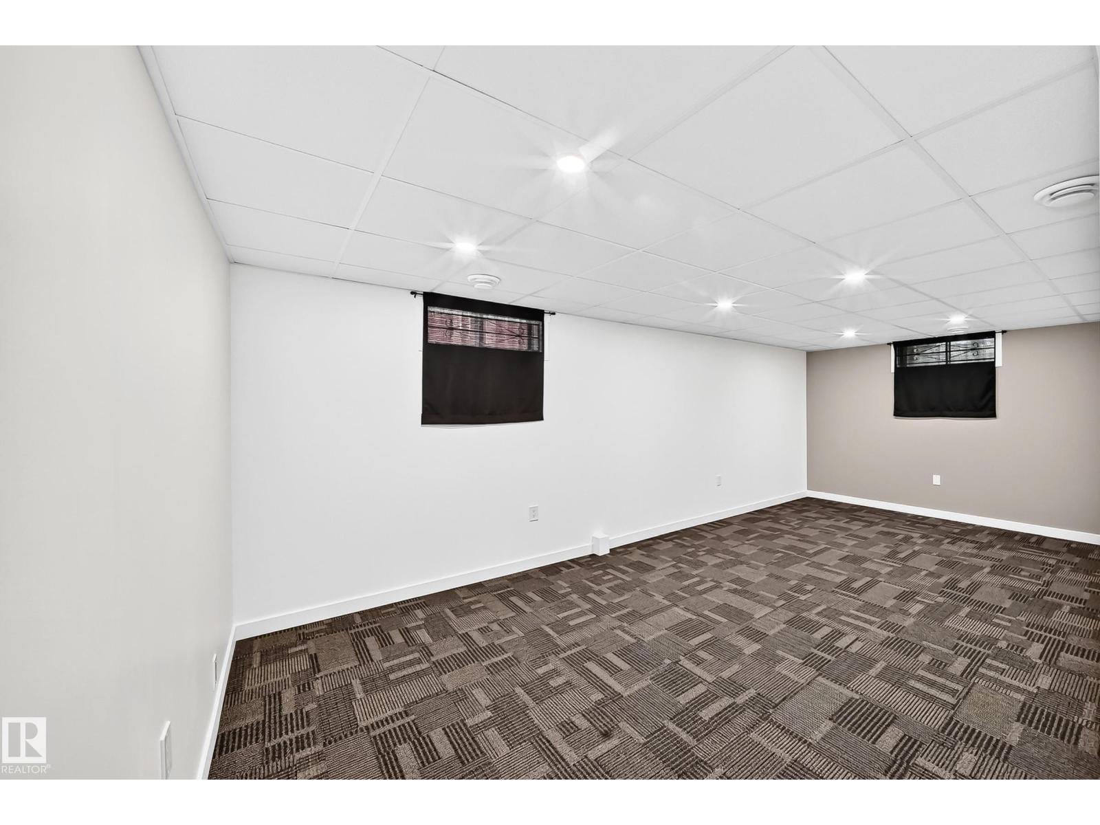 4211 135 AV NW - 29
