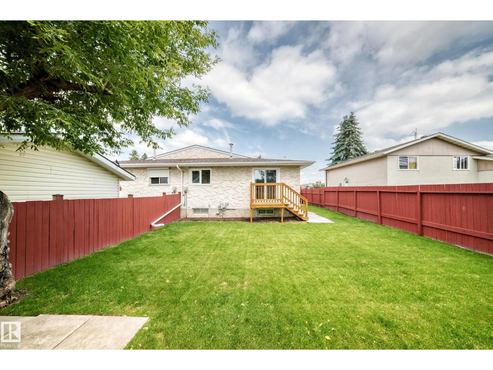 4211 135 AV NW - 44