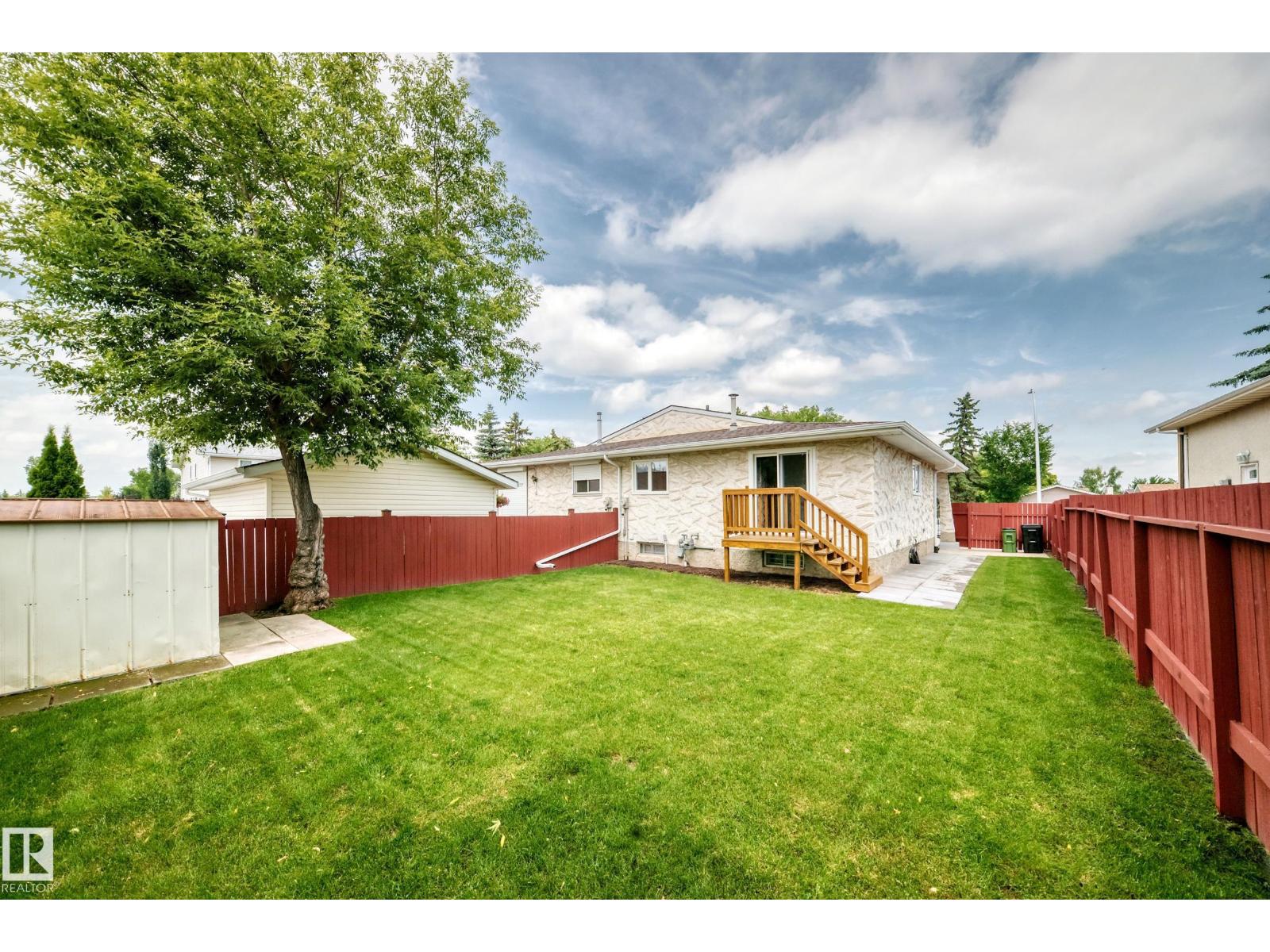 4211 135 AV NW - 45