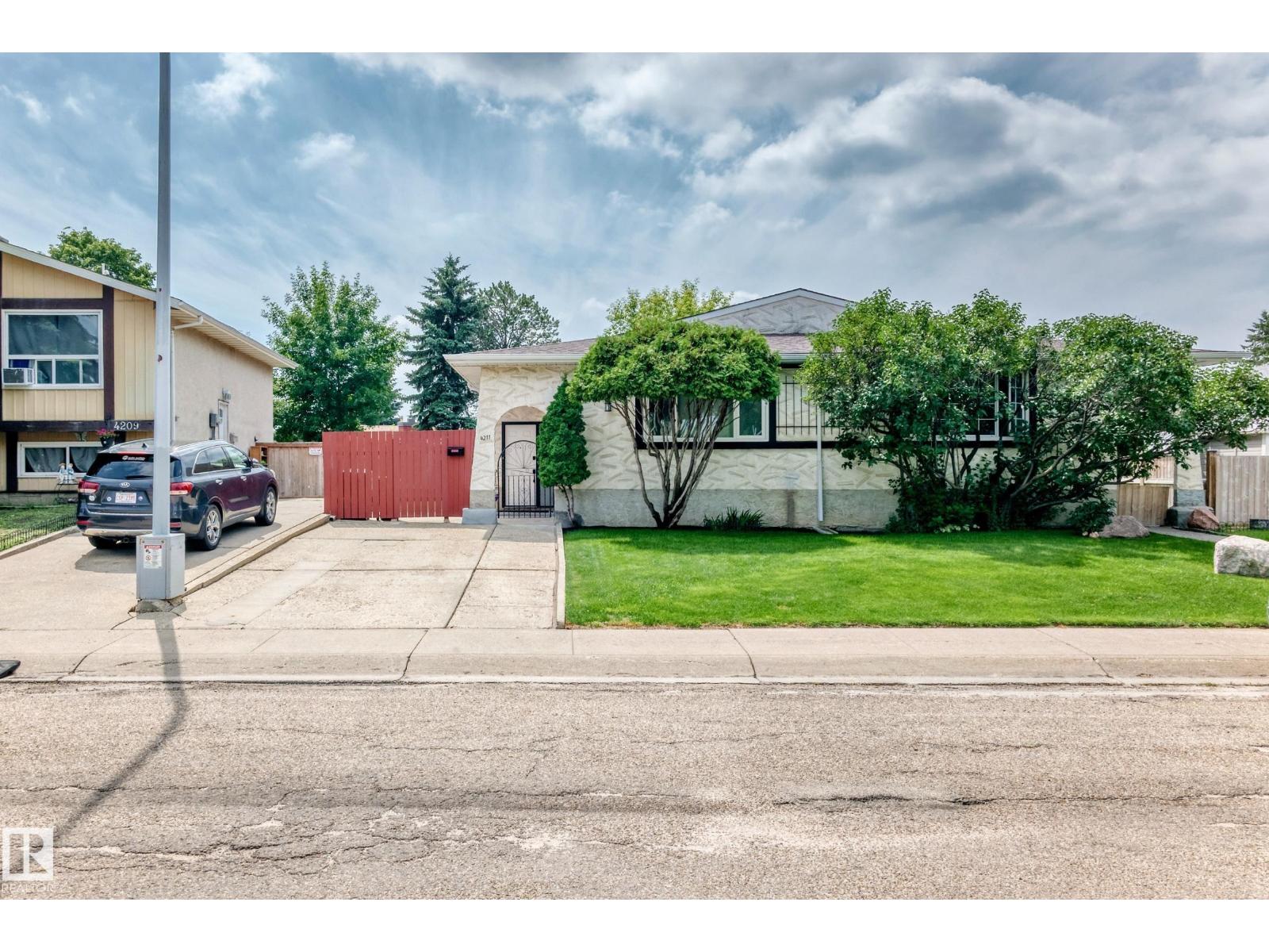 4211 135 AV NW - 46