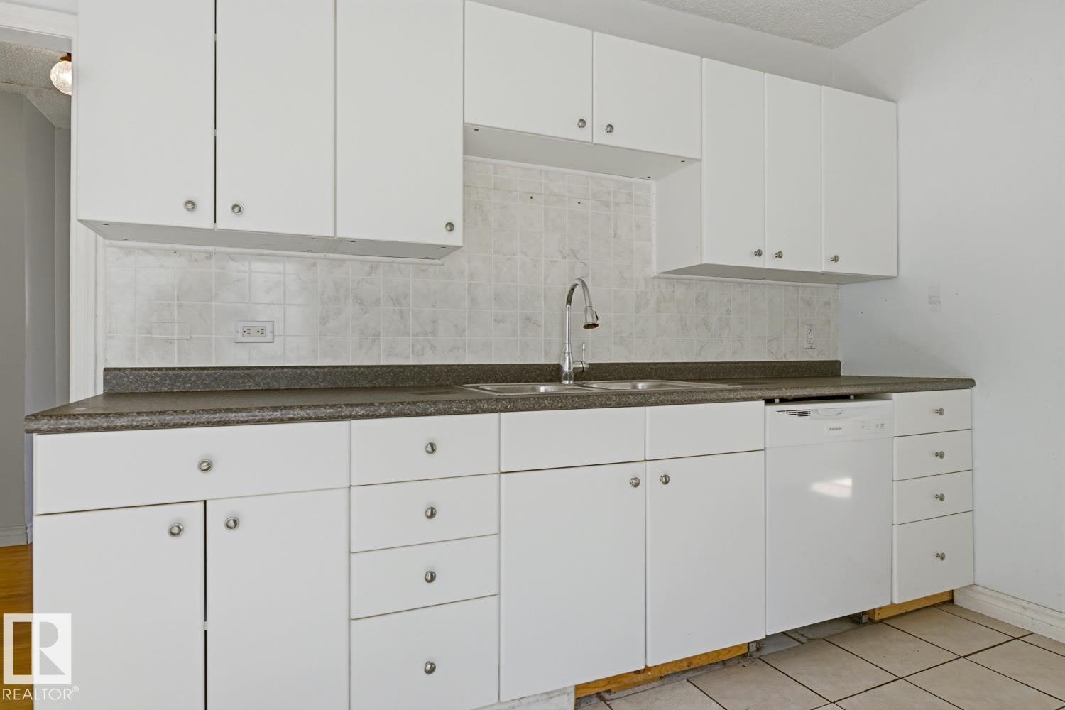 12119 95A ST NW - 11